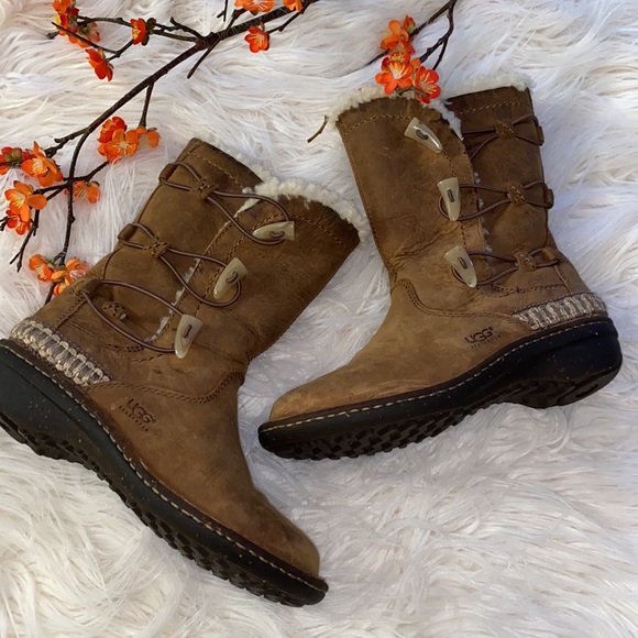 UGG Australia winter boots - Picture 2 of 13